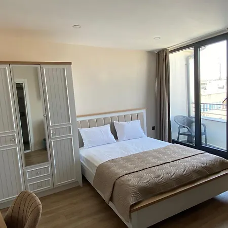 Royal Homes 703 Otel